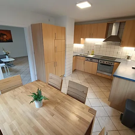 Apartment Geraeumige Helle Im Gruenen Taunus Mit Privatparkplatz Schlangenbad