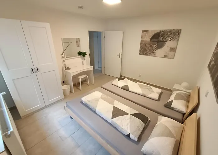 Apartman Geraeumige Helle Im Gruenen Taunus Mit Privatparkplatz *